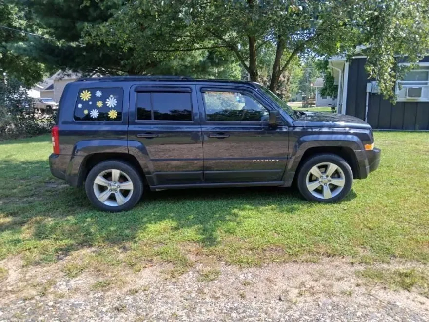 2014 Jeep Patriot Latitude photo 1