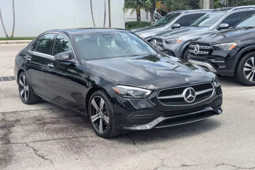 2025 Mercedes Benz C 300 Sedan photo 1