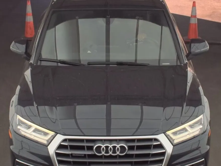 2018 Audi Q5 2.0T Premium Plus photo 1