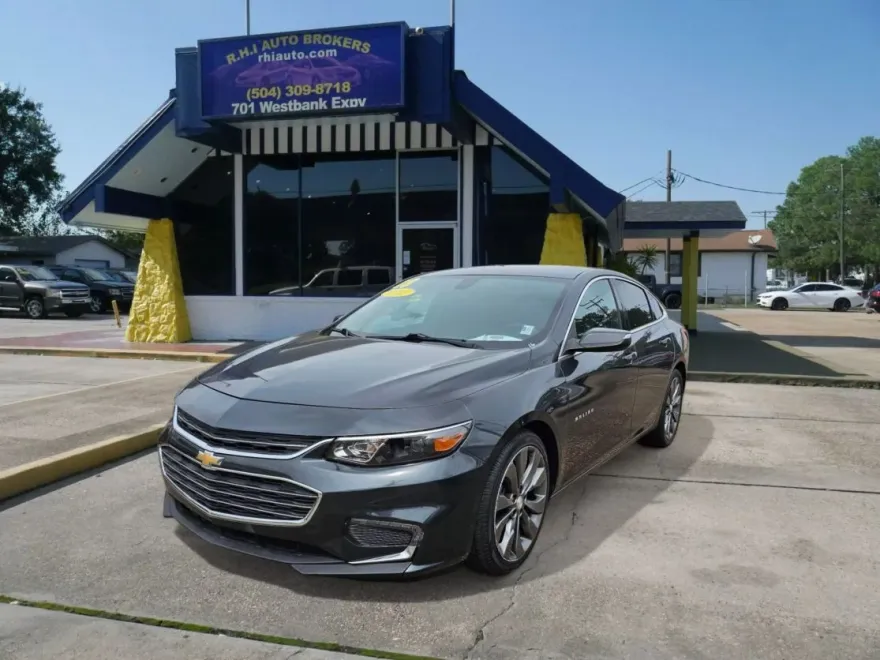 2018 Chevrolet Malibu 1LT photo 1