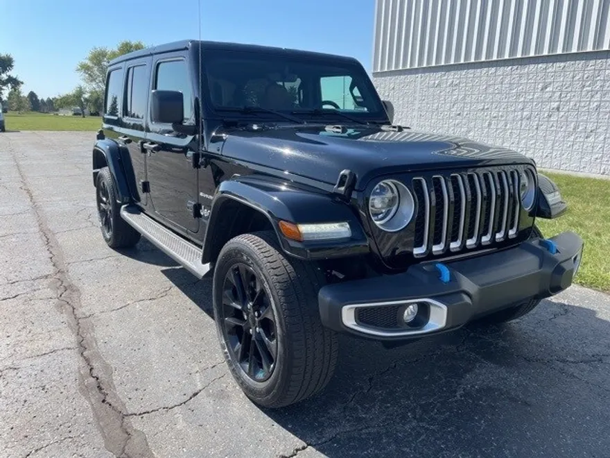 2022 Jeep Wrangler Unlimited Sahara 4xe photo 1