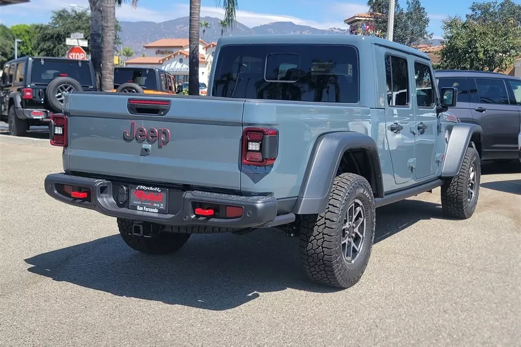 2025 Jeep Gladiator Rubicon photo 1