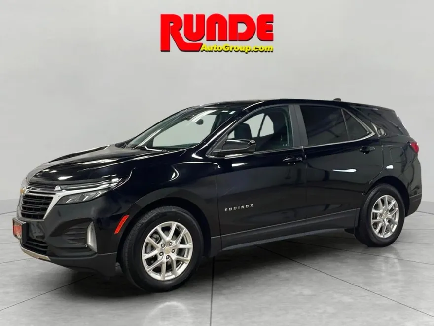 2022 Chevrolet Equinox LT photo 1
