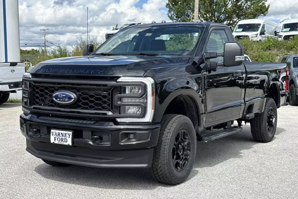 2025 Ford F-250 XL photo 1