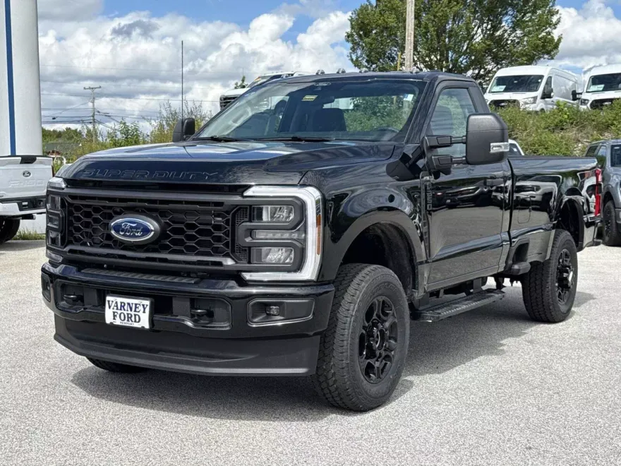 2025 Ford F-250 XL photo 1