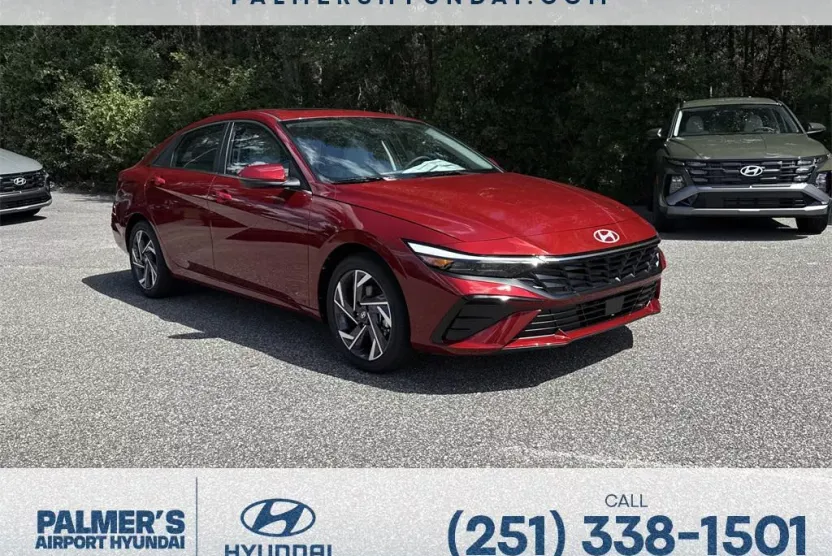 2025 Hyundai Elantra Limited photo 1
