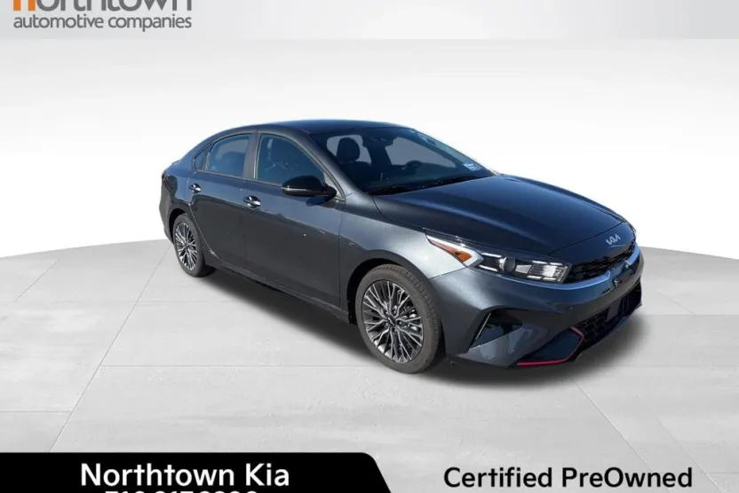 2024 Kia Forte GT-Line photo 1
