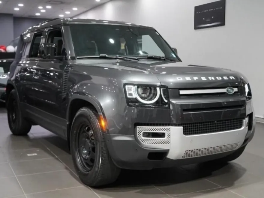 2023 Land Rover Defender S photo 1