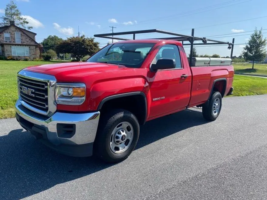 2017 Gmc Sierra Base photo 1