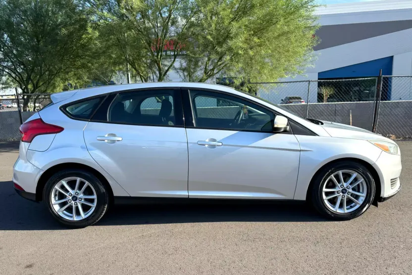 2015 Ford Focus SE photo 1
