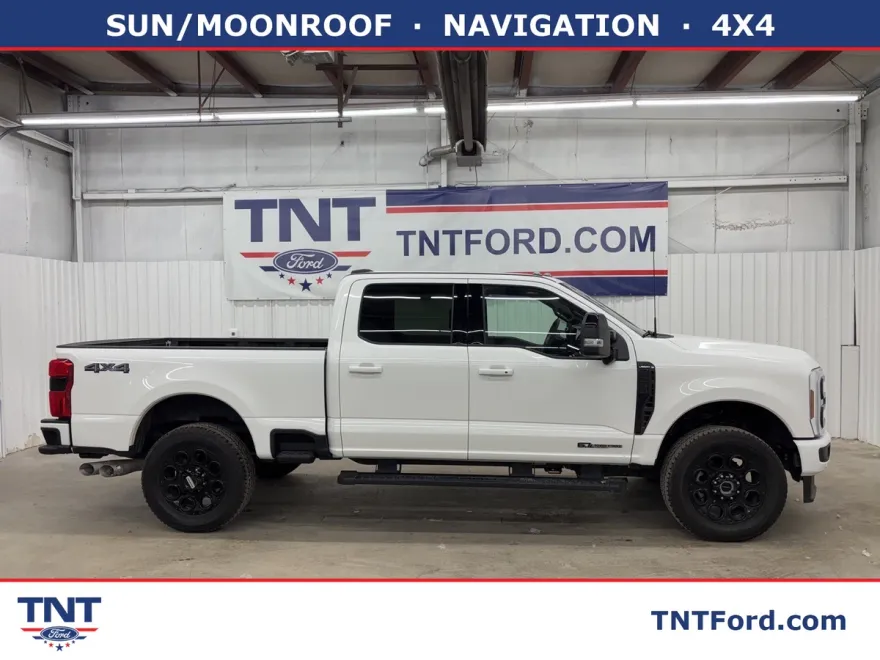 2025 Ford F-250 Lariat photo 1