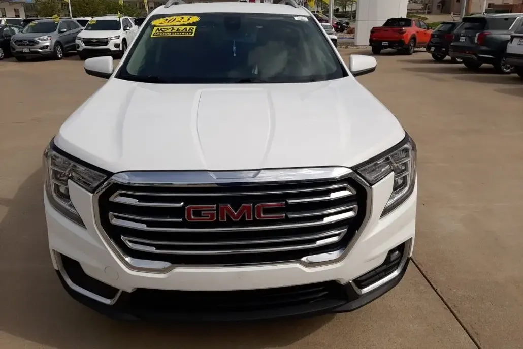 2023 Gmc Terrain SLT photo 1