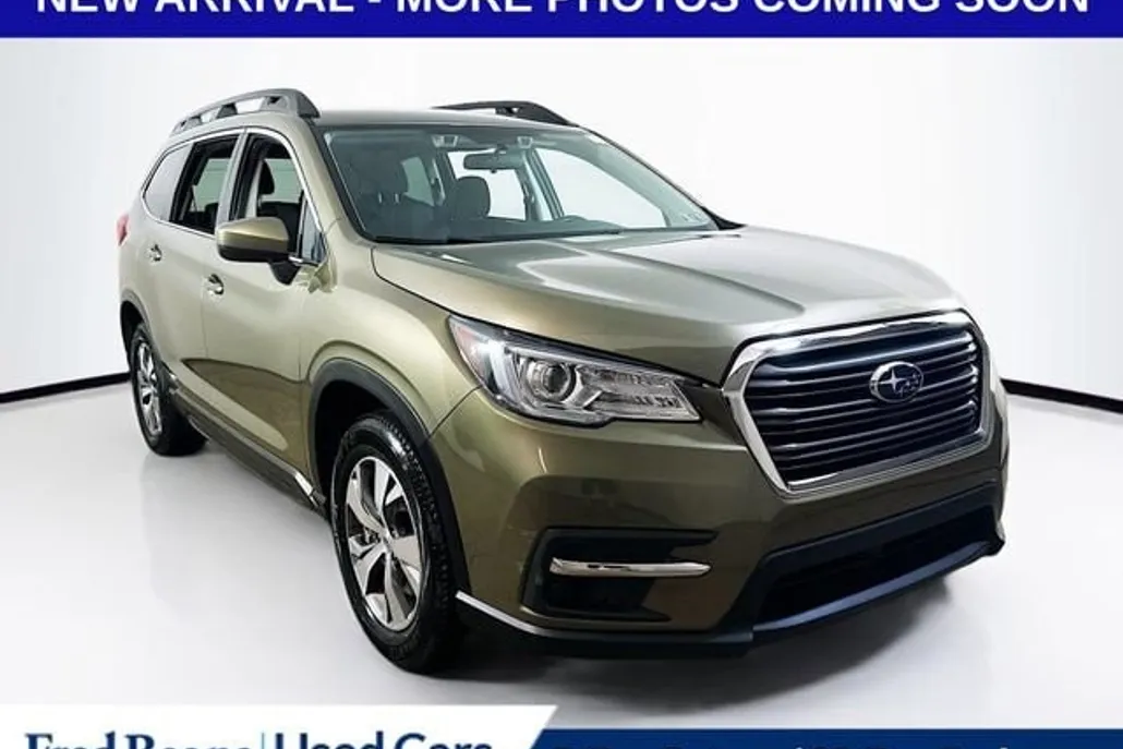 2022 Subaru Ascent Premium photo 1