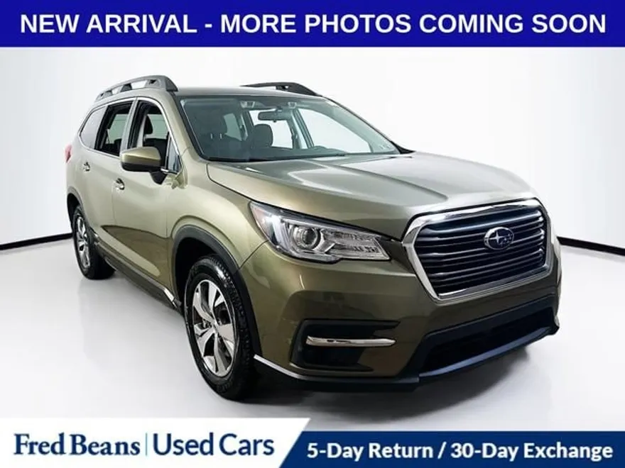 2022 Subaru Ascent Premium photo 1
