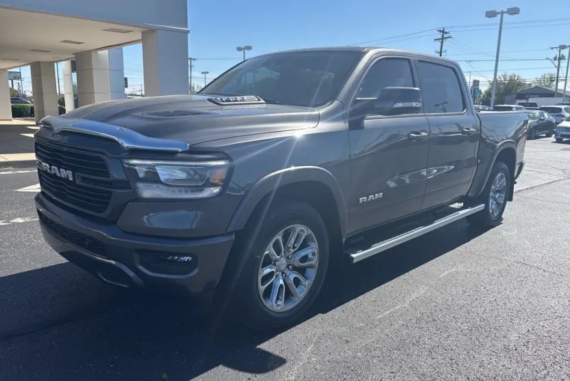 2022 Ram 1500 Laramie photo 1