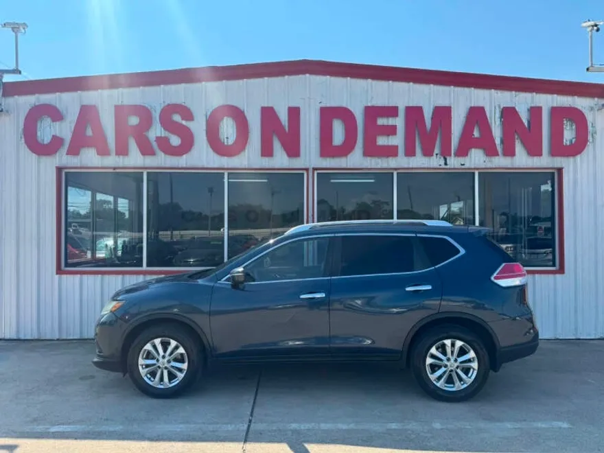 2015 Nissan Rogue S photo 1