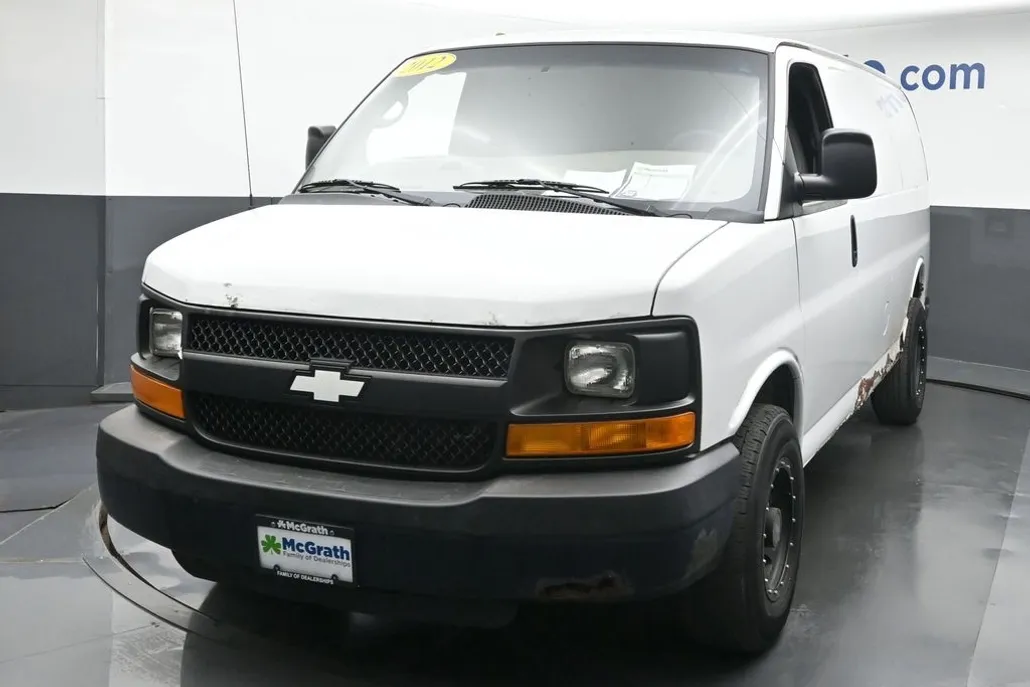 2012 Chevrolet Express 2500 Work Van photo 1