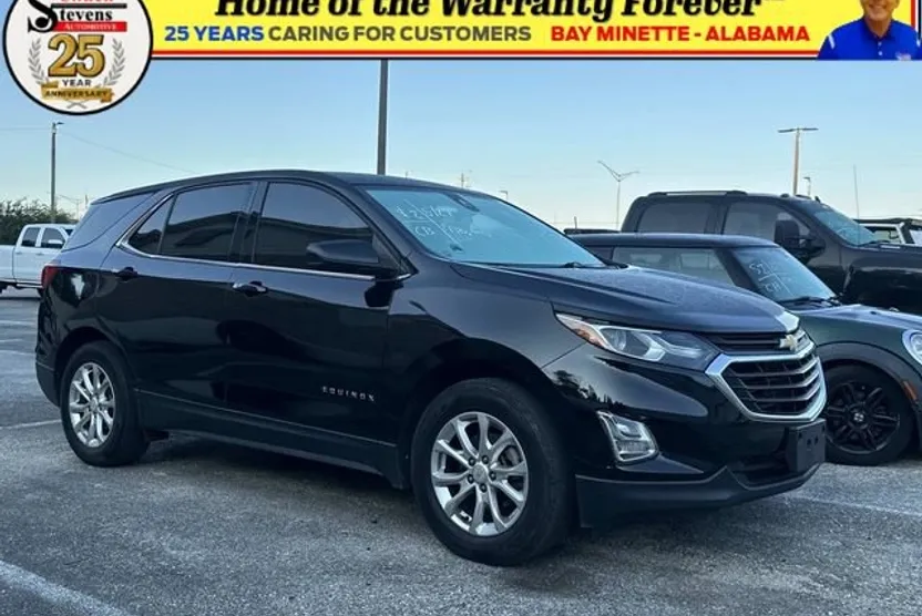 2020 Chevrolet Equinox LT photo 1