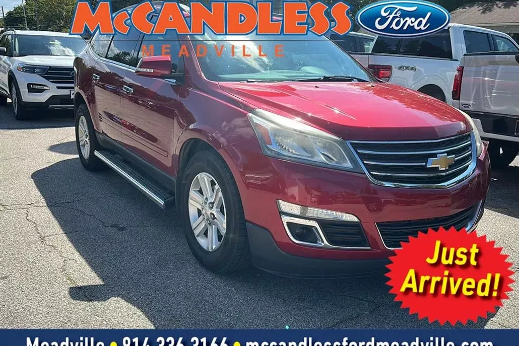2014 Chevrolet Traverse 1LT photo 1