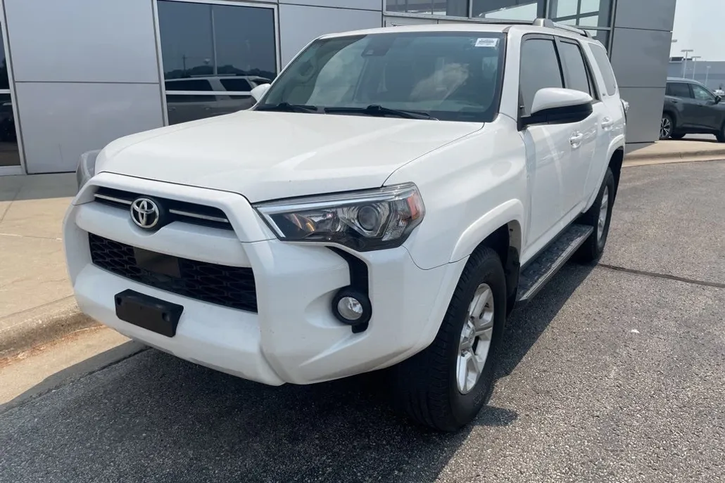 2020 Toyota 4Runner SR5 4WD photo 1