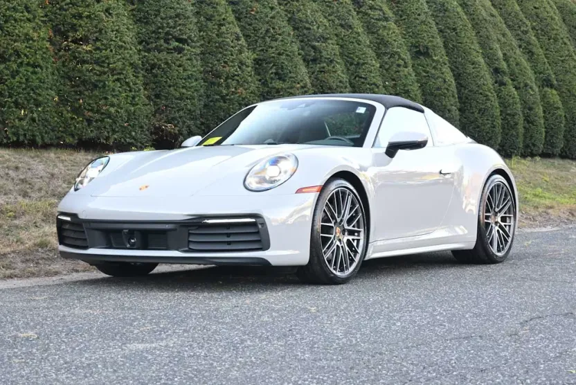 2023 Porsche 911 Targa 4S photo 1