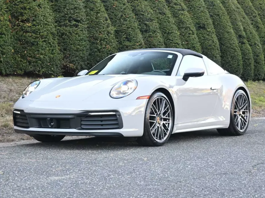 2023 Porsche 911 Targa 4S photo 1