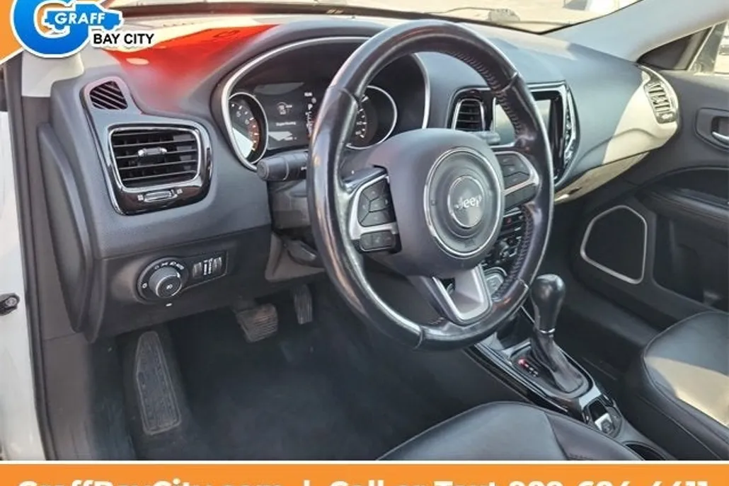 2019 Jeep Compass Limited photo 1