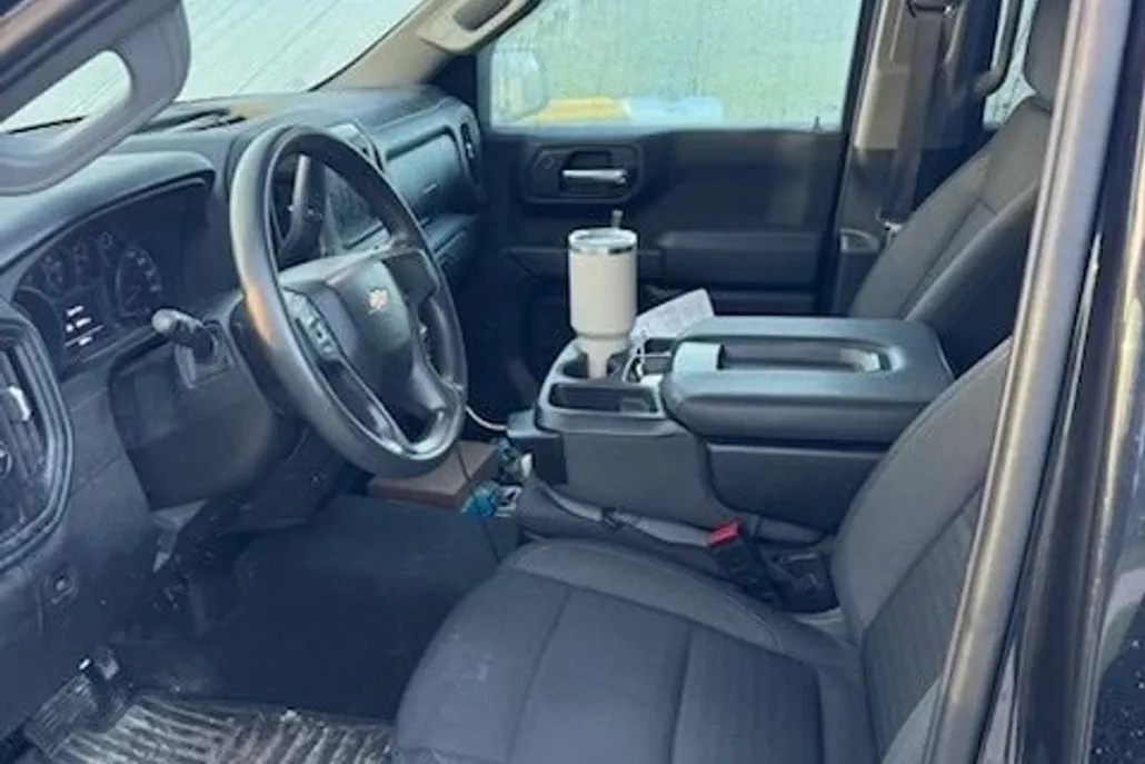 2023 Chevrolet Silverado 1500 Custom photo 1