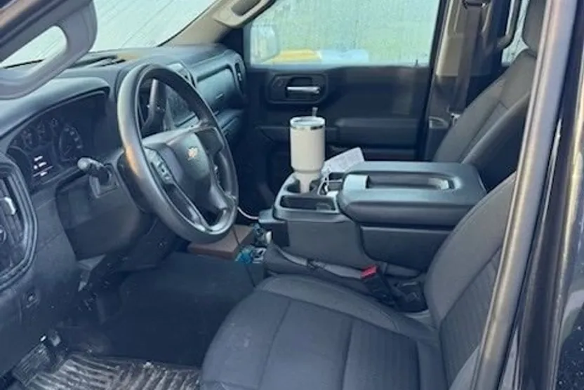 2023 Chevrolet Silverado 1500 Custom photo 1