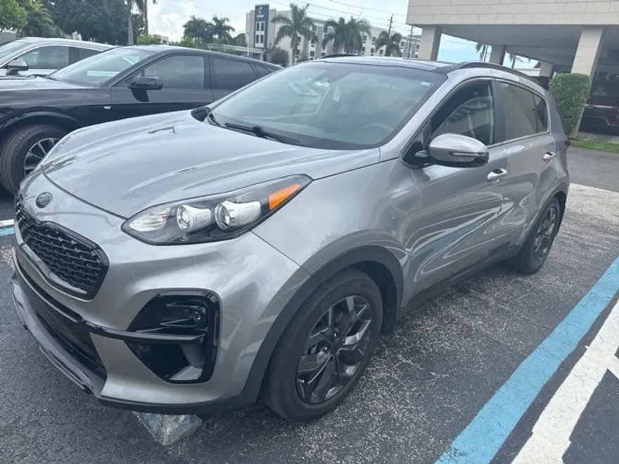 2022 Kia Sportage Nightfall Edition photo 1