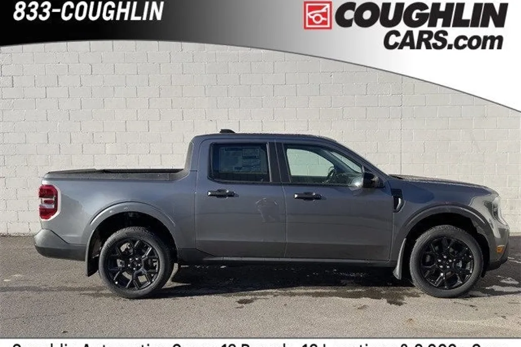 2025 Ford Maverick XLT photo 1