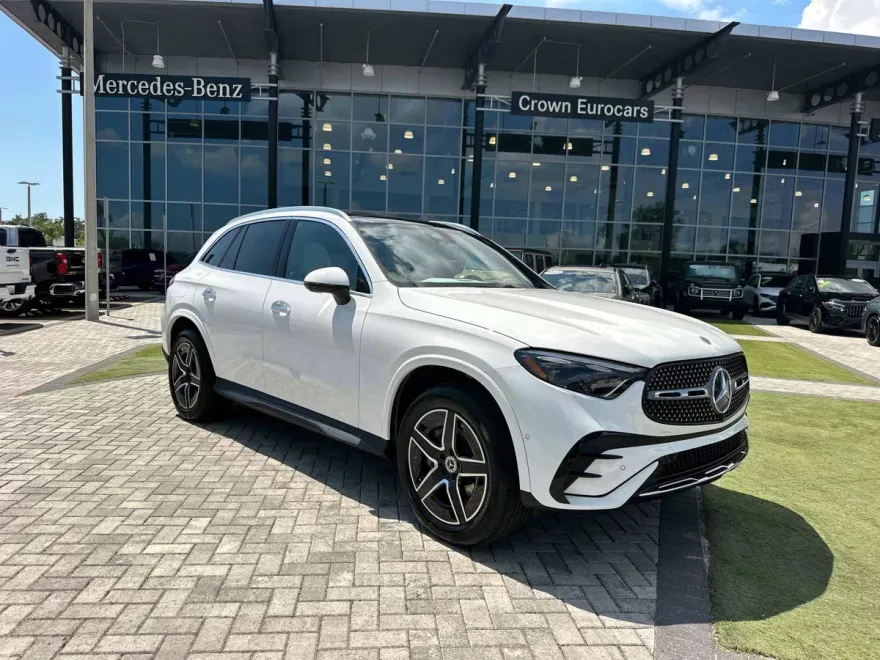 2026 Mercedes Benz GLC 350e 4MATIC photo 1