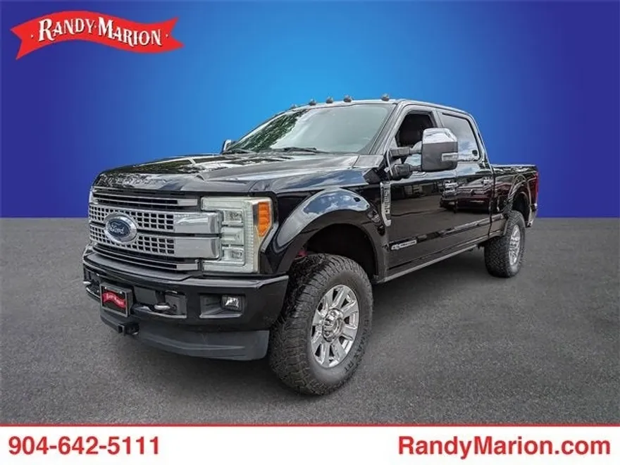 2017 Ford F-350 Platinum photo 1