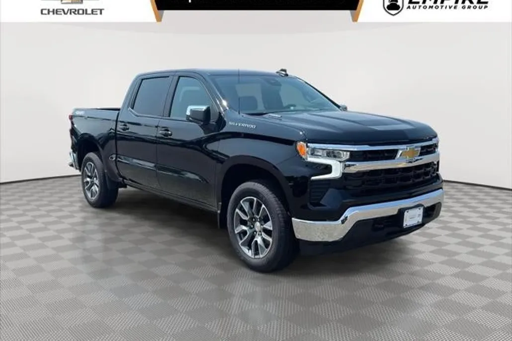 2026 Chevrolet Silverado 1500 LT photo 1