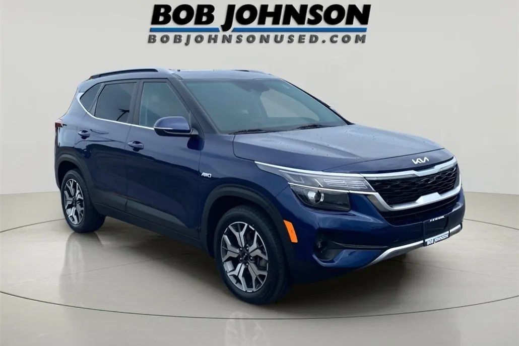 2023 Kia Seltos EX photo 1