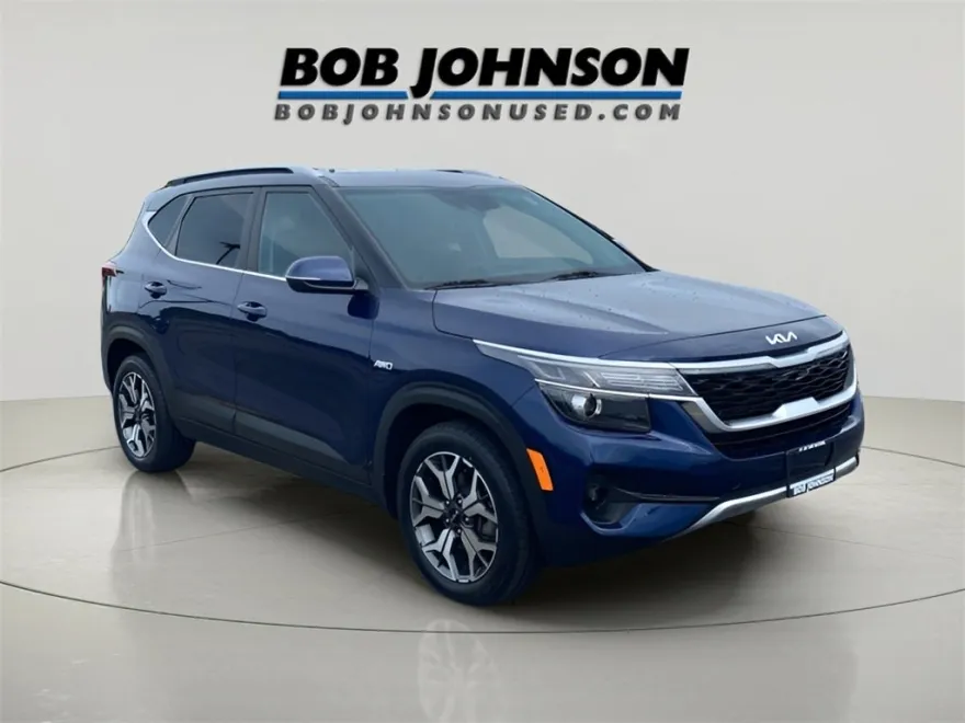 2023 Kia Seltos EX photo 1