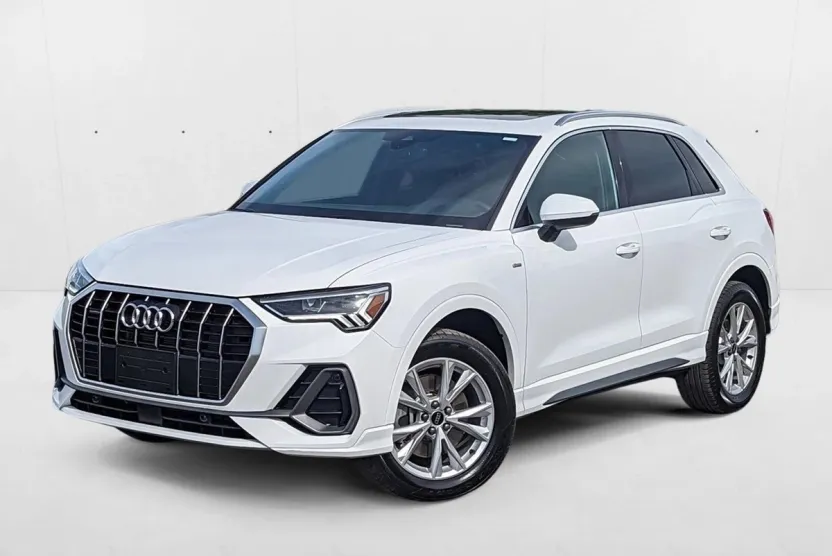 2023 Audi Q3 45 TFSI S line Premium photo 1