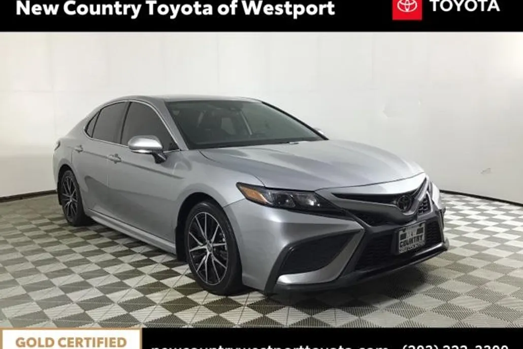 2023 Toyota Camry SE photo 1