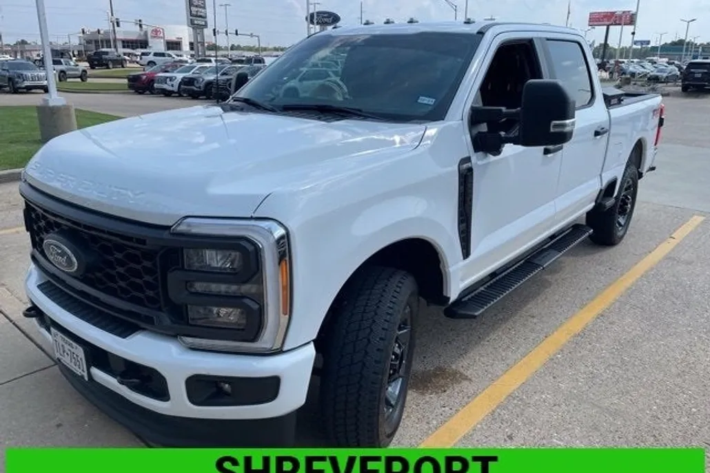 2023 Ford F-250 XL photo 1