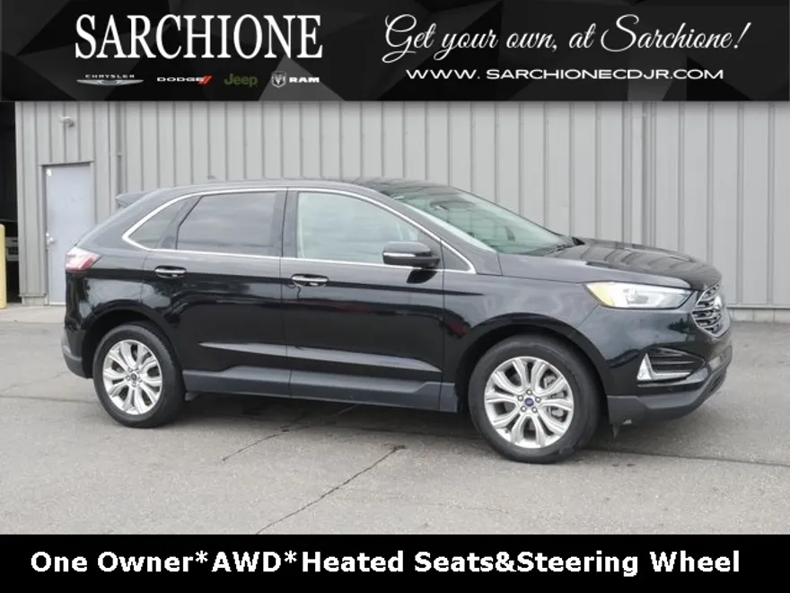 2022 Ford Edge Titanium photo 1