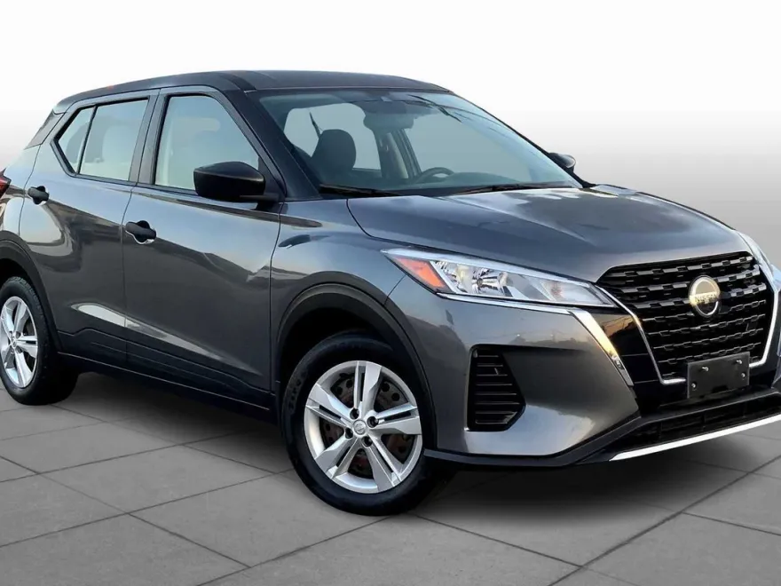 2021 Nissan Kicks S photo 1