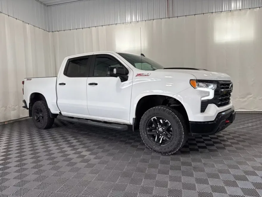2022 Chevrolet Silverado 1500 LT Trail Boss photo 1