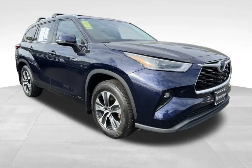 2021 Toyota Highlander Hybrid XLE photo 1