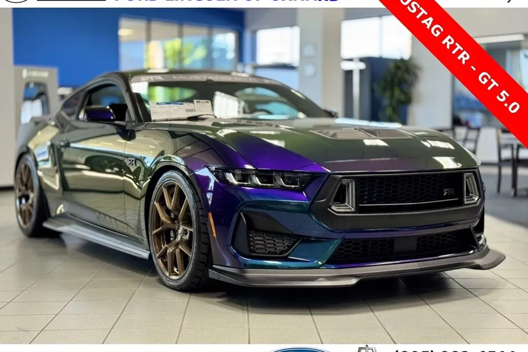 2025 Ford Mustang GT photo 1