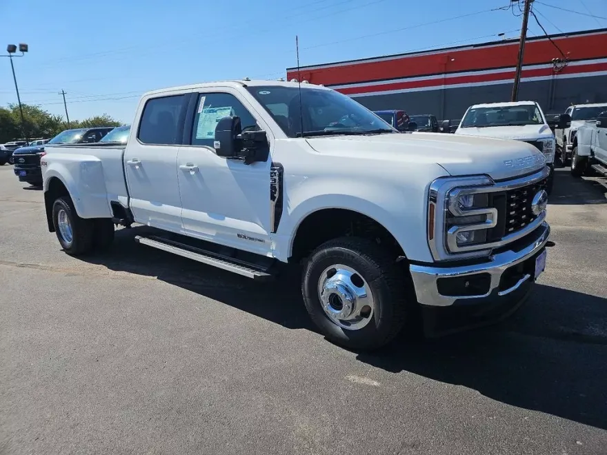 2026 Ford F-350 photo 1
