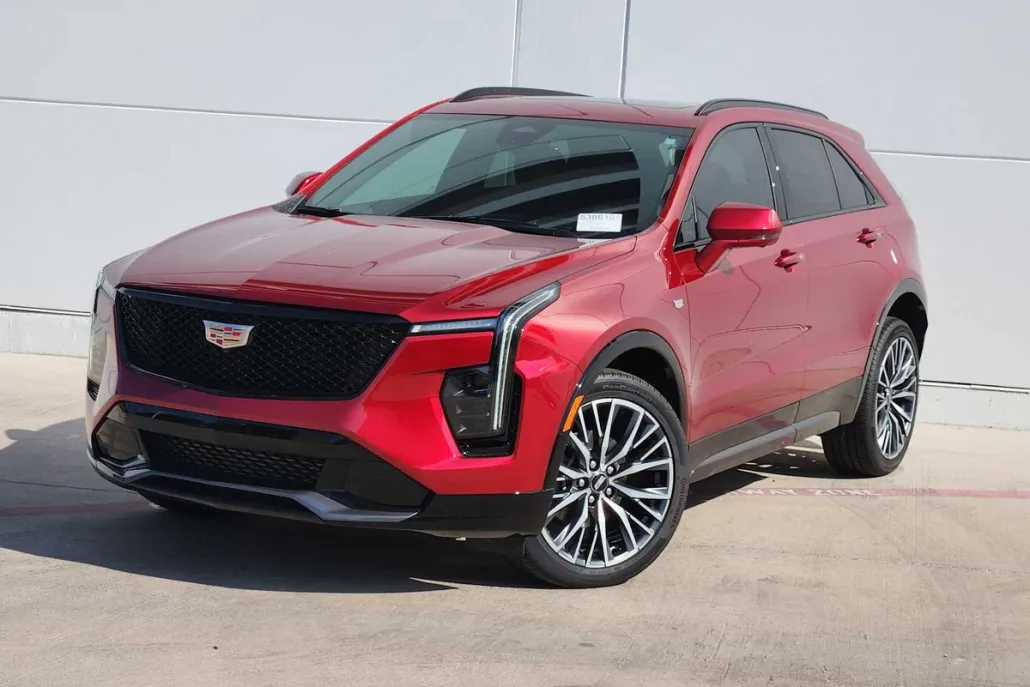 2025 Cadillac XT4 Sport photo 1