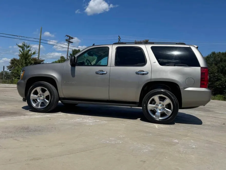2007 Chevrolet Tahoe LS photo 1