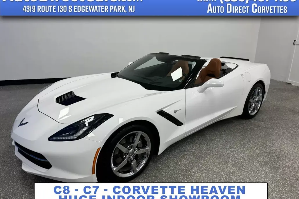 2015 Chevrolet Corvette Stingray 2LT Convertible photo 1