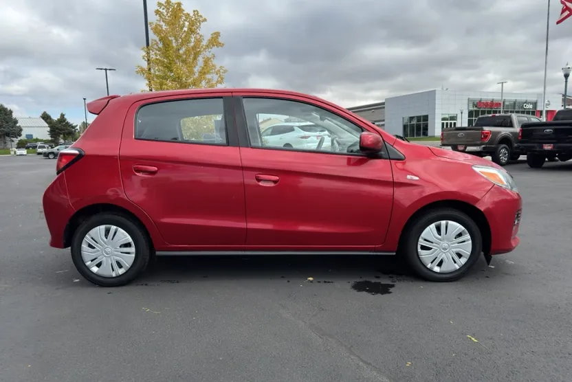 2022 Mitsubishi Mirage ES photo 1