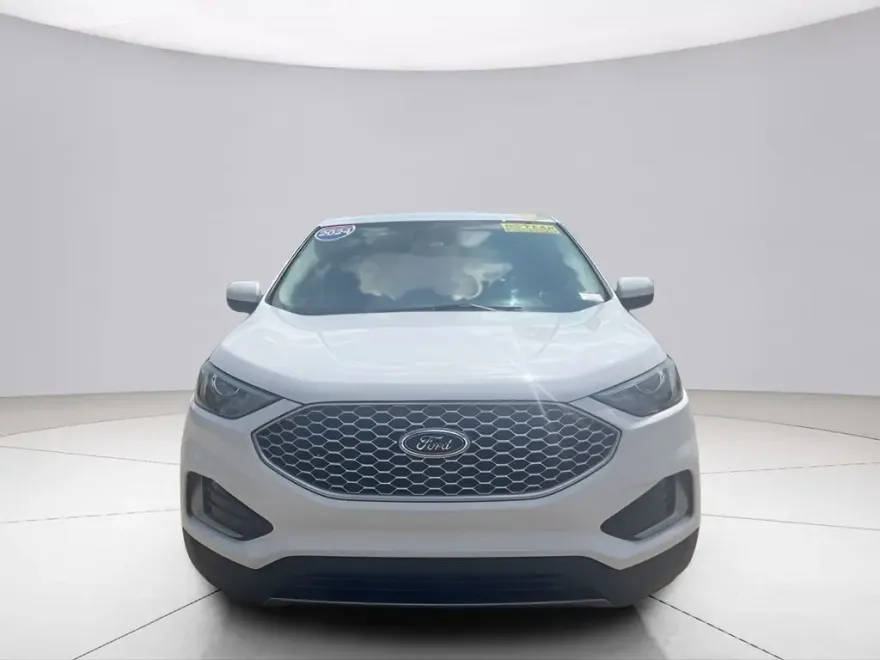2024 Ford Edge SEL photo 1